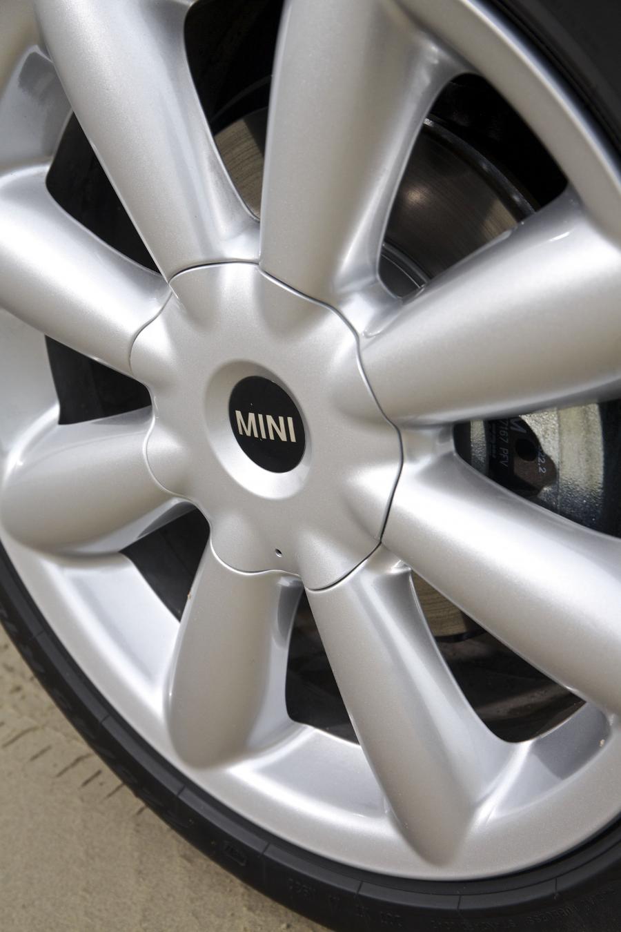  Mini Paceman Cooper SD 2013 года  (UK) (фото 4 из 97)